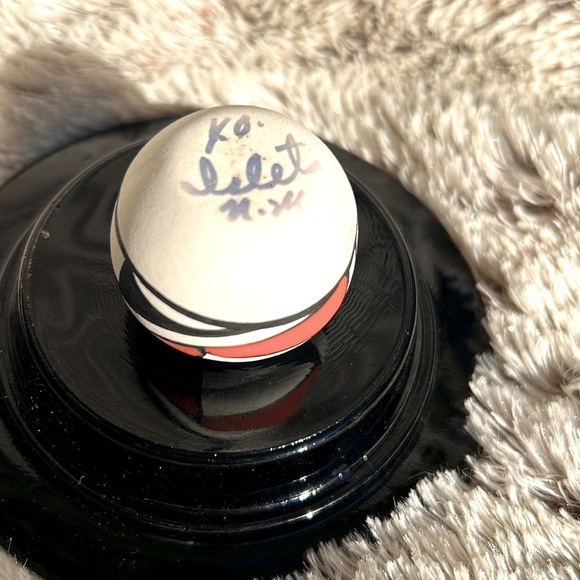 Isleta Pueblo Seed Pot Polychrome Seed Pod Vase Bean Native New Mexico. - Picture 5 of 8